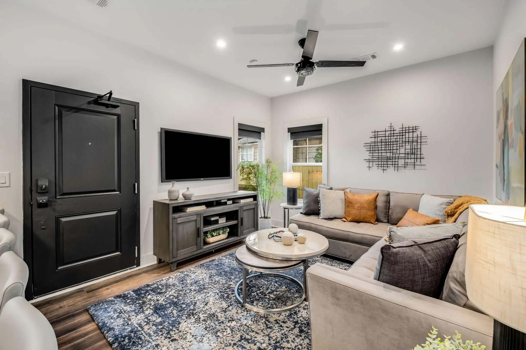 991 Hampton Street NW, Atlanta, GA 30318